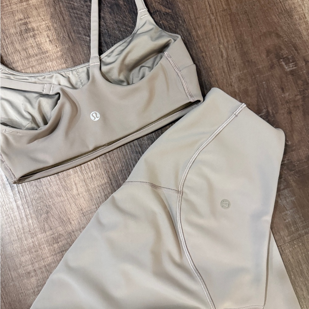 Lulu Lemon set Almond - Picture 2 of 2